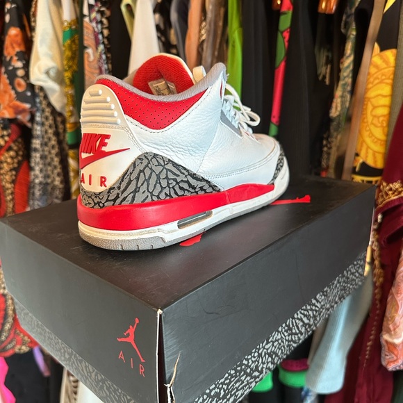 Air Jordan 3 Retro GS Fire Red 6.5Y - Picture 2 of 4